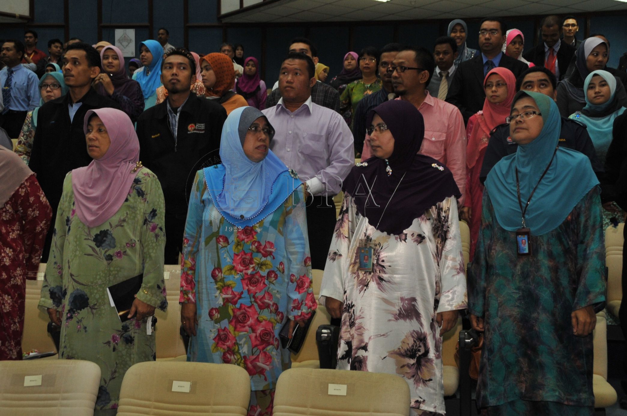 BPA 12 110 APC PRO 5230